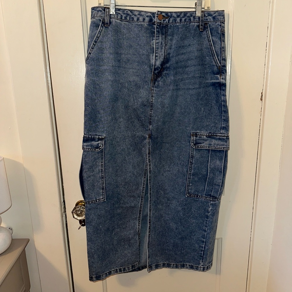 Love fire cargo denim skirt size 13 jr